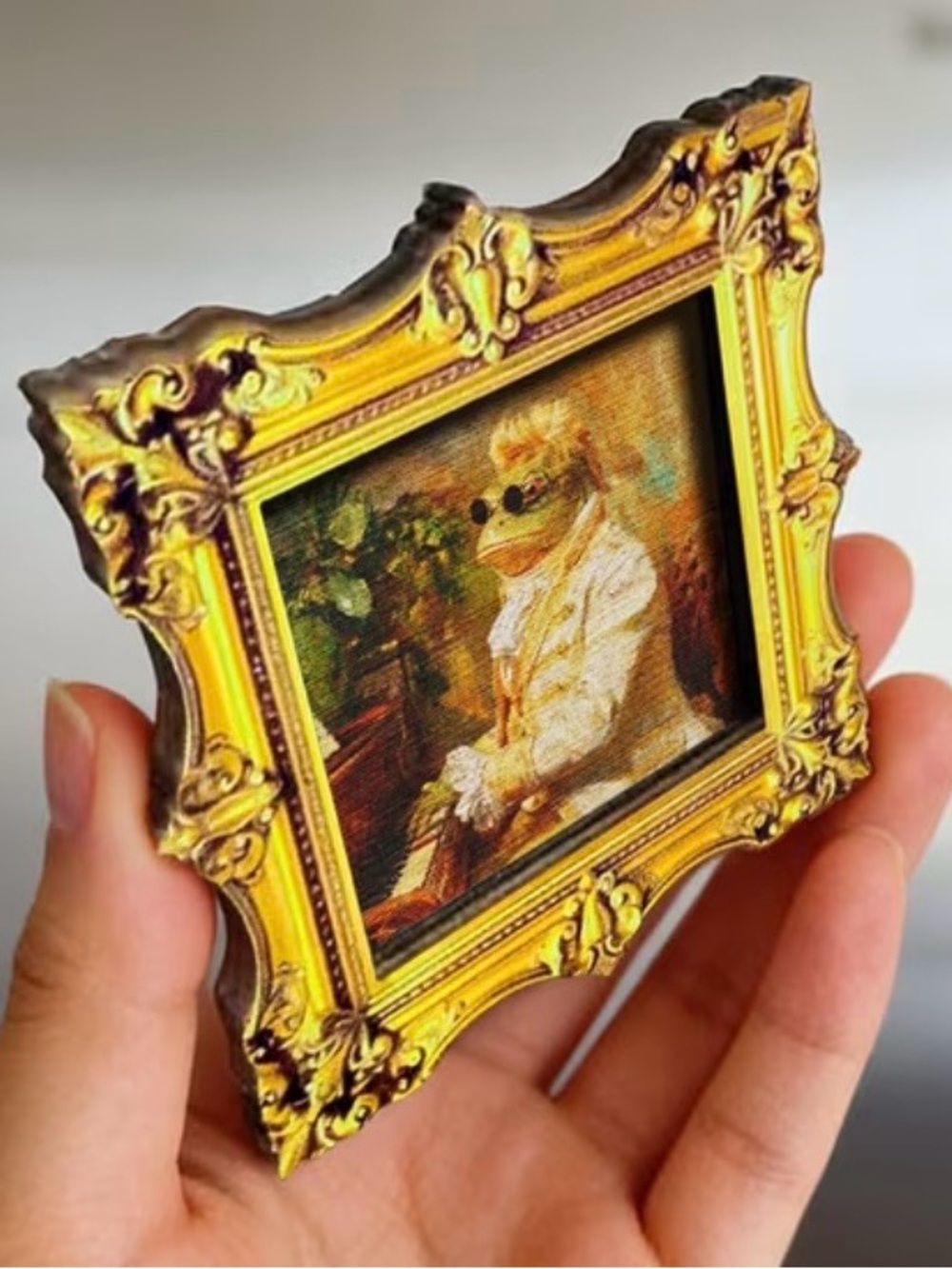 Decorative Gold Miniature Baroque Frame Magnet with Frog Portrait